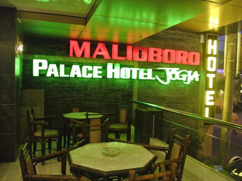malboro palace