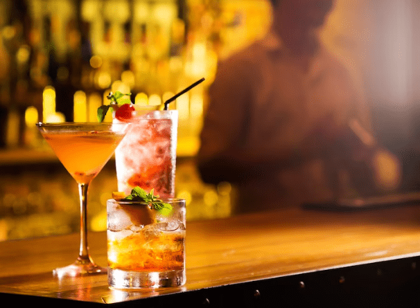 Jenis-jenis Minuman di Bar, Apakah Semuanya Mengandung Alkohol?