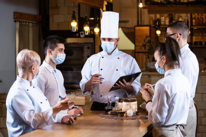 Menerapkan KPI untuk Mengukur Kinerja Karyawan Restoran