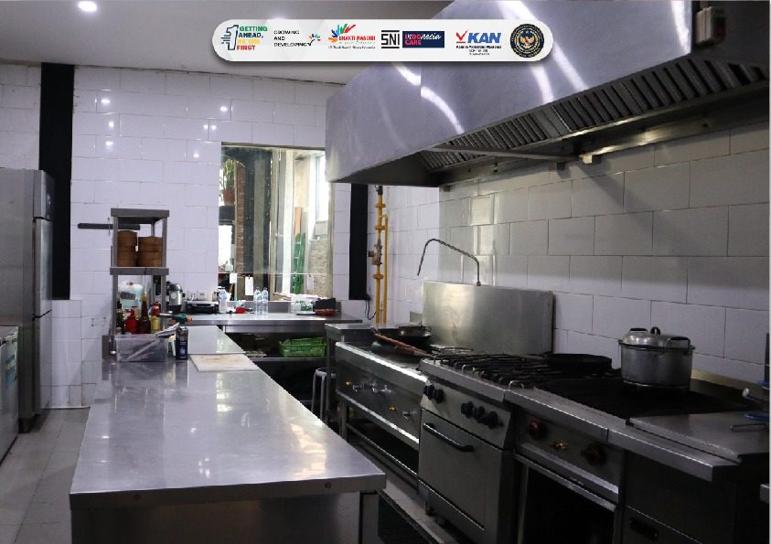 Mengapa Kitchen Hood Penting pada Restoran? Ini Alasannya!