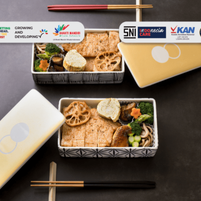 Perbandingan Jasa Boga dan Memasak Sendiri